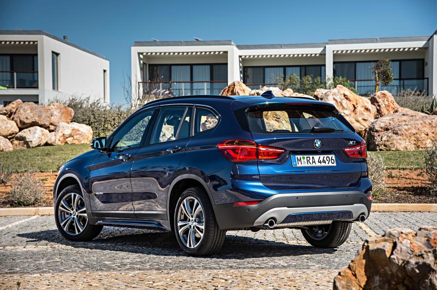  BMW X1 xDrive25i Sport Line 2015 года  (фото 9 из 36)